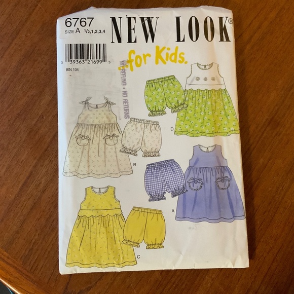 2 PATTERNS - Simplicity and New Look for Babies and Toddlers - Picture 7 of 7